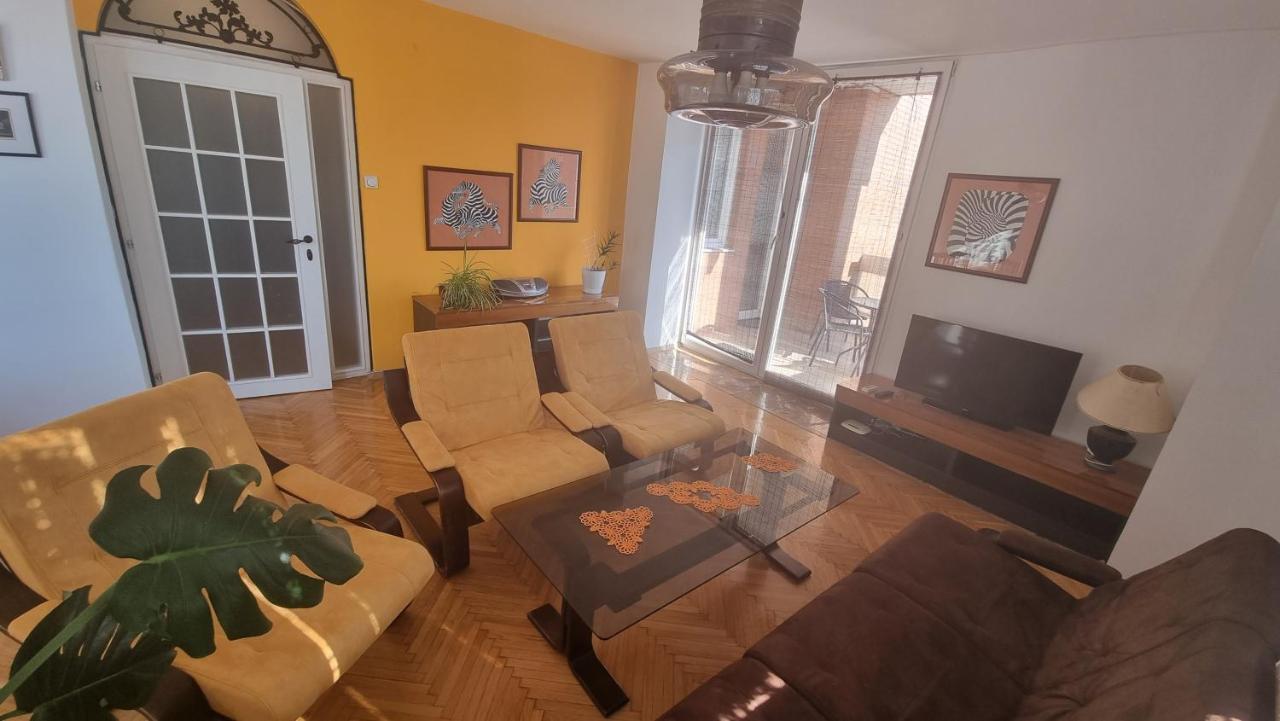 Risto Apartment Скопие Екстериор снимка
