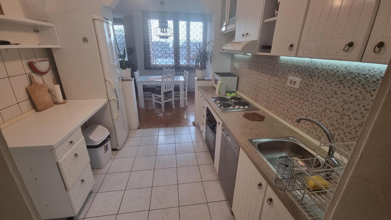 Risto Apartment Скопие Екстериор снимка